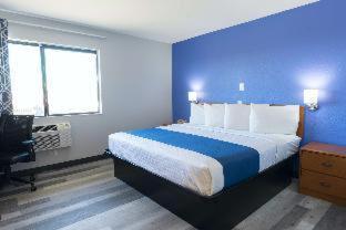 Americas Best Value Inn East Peoria Room photo